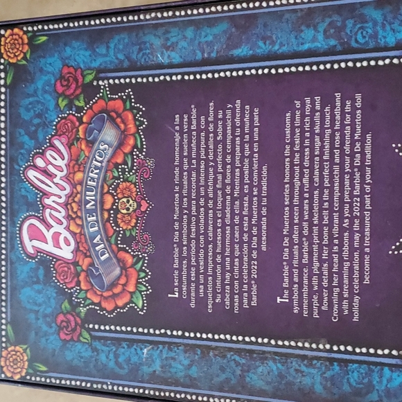 Barbie Dia de Muertos 2022 Barbie Collector Doll - Picture 7 of 11